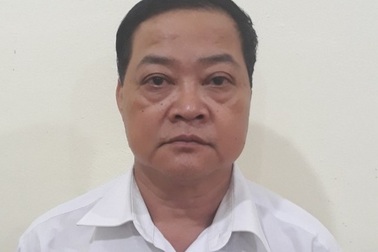 Khởi tố phó hiệu trưởng tội tổ chức sử dụng ma túy