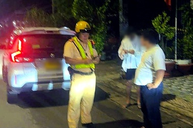 Giải cứu nam sinh bị bắt cóc online trên đường qua Campuchia