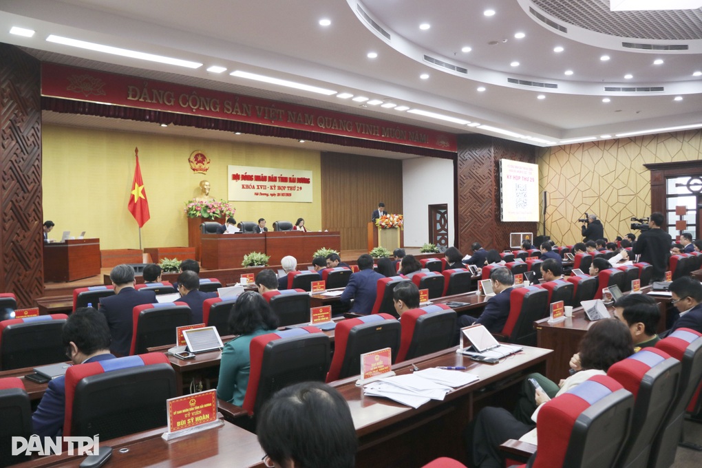 Hải Dương chi 158 tỷ đồng cho cán bộ nghỉ việc để tinh gọn bộ máy - 1 Hải Dương chi 158 tỷ đồng cho cán bộ nghỉ việc để tinh gọn bộ máy - 1