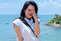 Chi 35 triệu lặn biển, cô gái Việt sốc cực độ khi chạm trán cá mập đầu búa