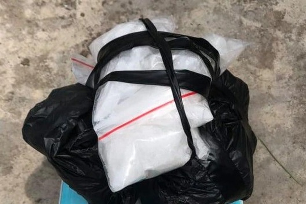 Bắt quả tang nhóm đối tượng mang súng tự chế đi buôn ma túy - 1 Bắt quả tang nhóm đối tượng mang súng tự chế đi buôn ma túy - 1