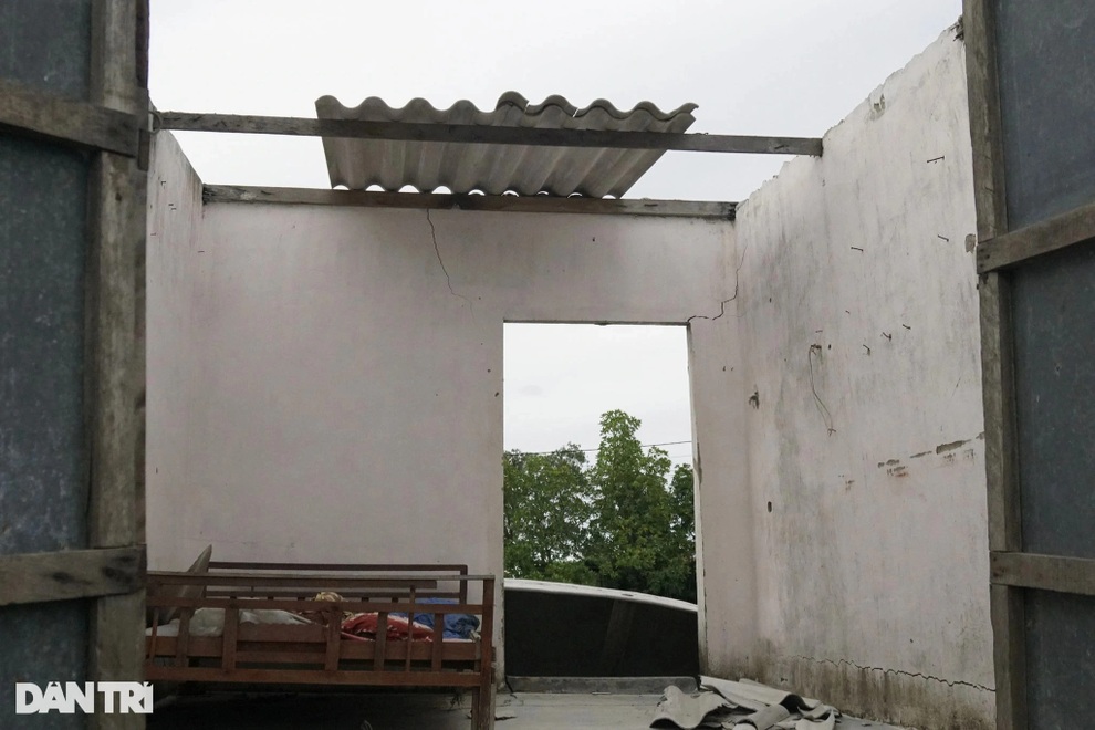 Hơn 200 hộ dân nằm trong vùng nguy hiểm khi lũ lớn, triều cường uy hiếp - 2 Hơn 200 hộ dân nằm trong vùng nguy hiểm khi lũ lớn, triều cường uy hiếp - 2