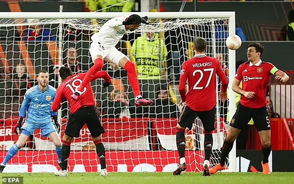 Cổ động viên Man Utd gọi Harry Maguire là cầu thủ đen đủi nhất thế giới - 1 Cổ động viên Man Utd gọi Harry Maguire là cầu thủ đen đủi nhất thế giới - 1