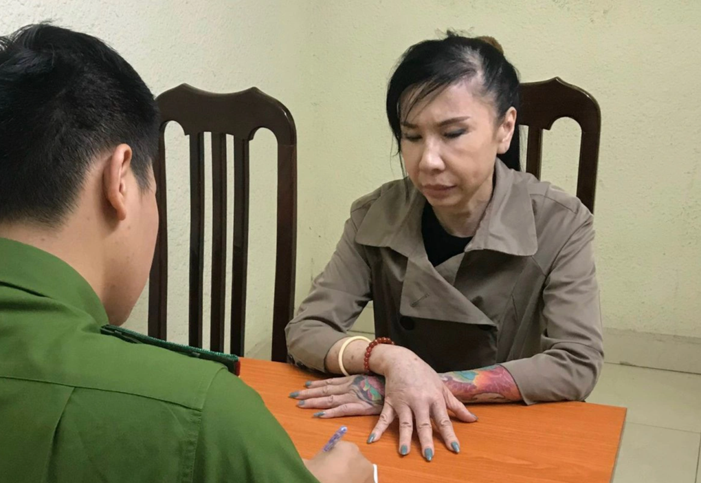 Khởi tố bà trùm Dung Thà và 3 đàn em - 1 Khởi tố bà trùm Dung Thà và 3 đàn em - 1