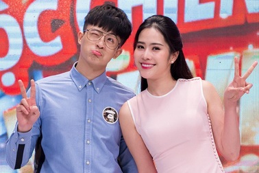 Nam Em tươi tắn xuất hiện bên Harry Lu sau ồn ào tình cảm