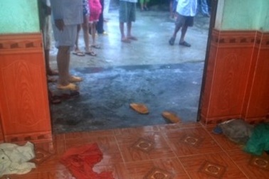 Đâm chết cụ già vì cái đèn pin, lãnh 20 năm tù