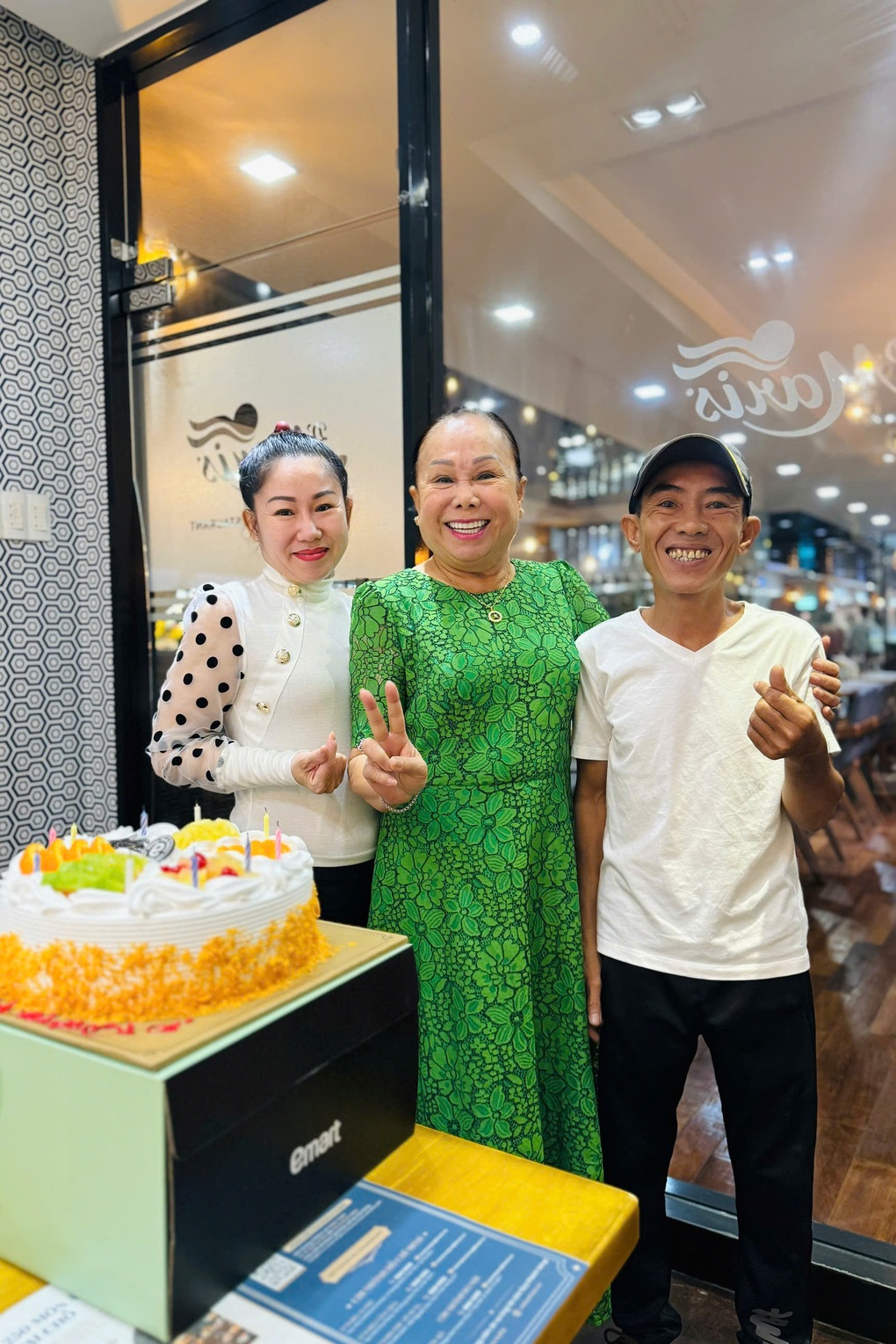 Bà trùm vai ác Kiều Mai Lý: Con gái duy nhất qua đời, tuổi 75 hiu quạnh - 2 Bà trùm vai ác Kiều Mai Lý: Con gái duy nhất qua đời, tuổi 75 hiu quạnh - 2