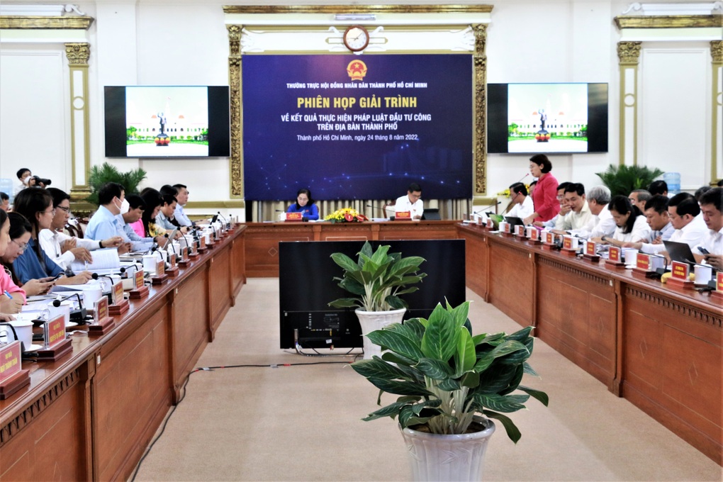 UBND TPHCM giải trình về 100 dự án giải ngân 0 đồng - 2 UBND TPHCM giải trình về 100 dự án giải ngân 0 đồng - 2