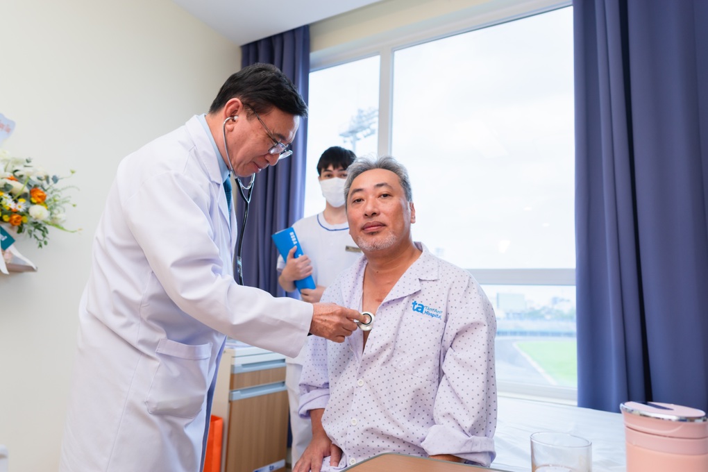 Sáu huyền thoại “Quỷ Đỏ” được chăm sóc y tế tại Hệ thống Bệnh viện Tâm Anh - 4 Sáu huyền thoại “Quỷ Đỏ” được chăm sóc y tế tại Hệ thống Bệnh viện Tâm Anh - 4