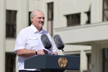 Nga cam kết hỗ trợ quân sự Belarus nếu cần giữa lúc căng thẳng leo thang