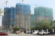 Dân đầu cơ ầm ầm cắt lỗ, chủ dự án vẫn hô tăng giá