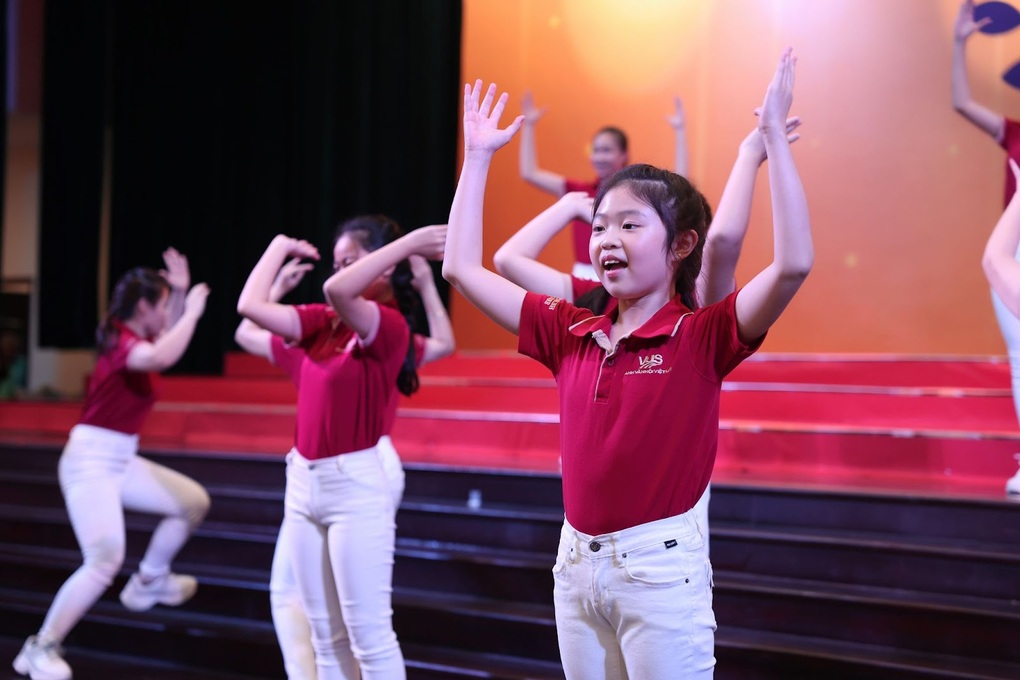VUS ra mắt Super Summer - Joytopia: Trải nghiệm hè vui cho trẻ tiểu học - 5 VUS ra mắt Super Summer - Joytopia: Trải nghiệm hè vui cho trẻ tiểu học - 5