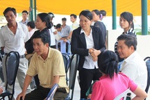 Phụ huynh khiếu nại giám thị ký sai vị trí