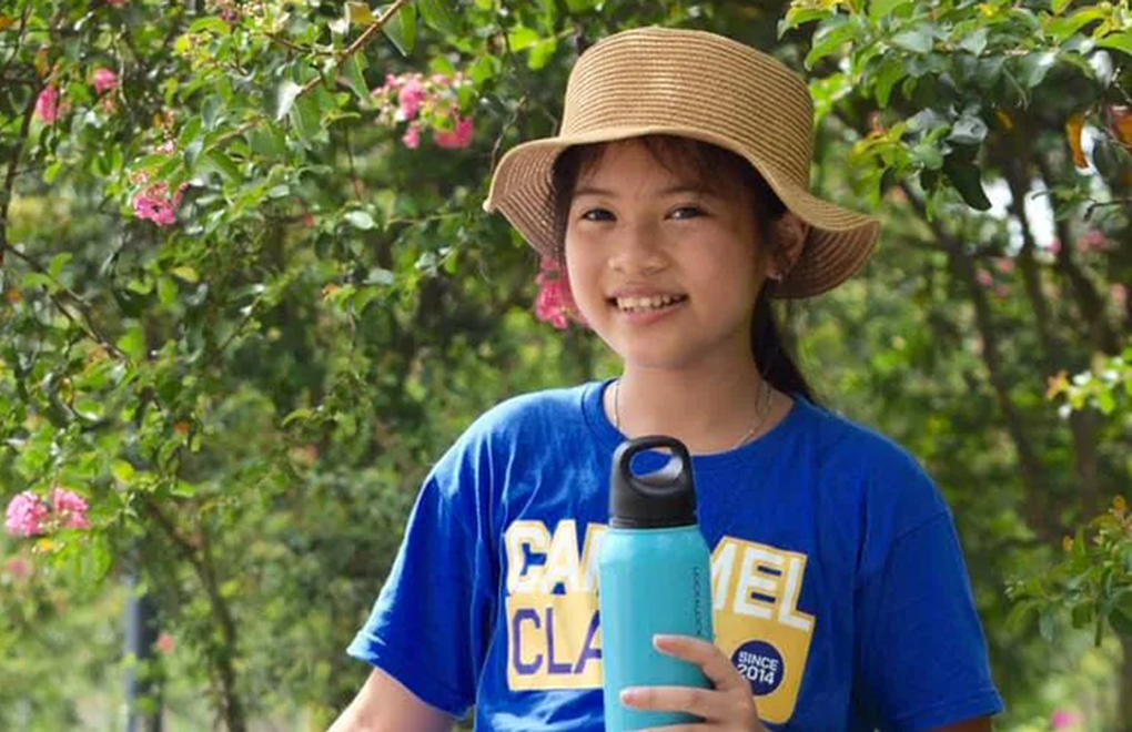 Cô bé kêu gọi không thả bóng bay khai giảng nhận giải thưởng môi trường - 2 Cô bé kêu gọi không thả bóng bay khai giảng nhận giải thưởng môi trường - 2