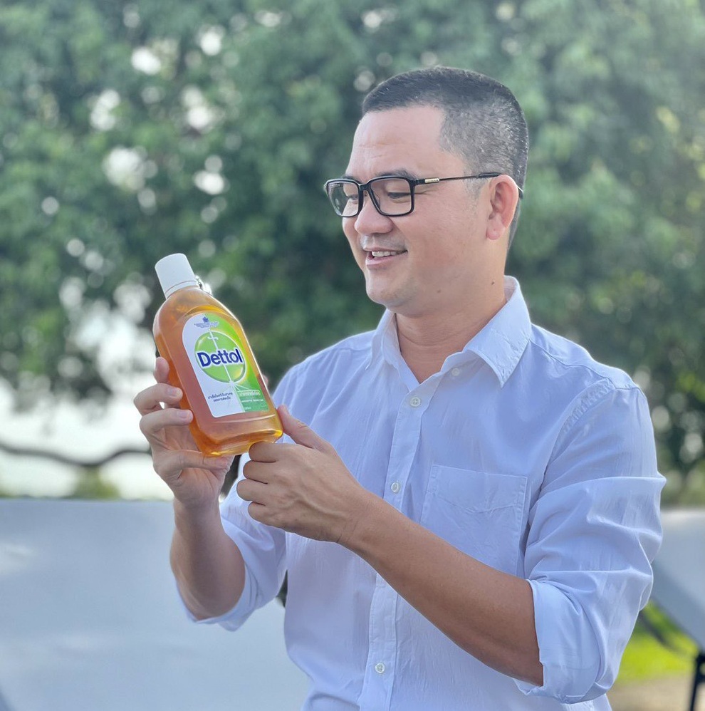 Dung dịch diệt khuẩn Dettol tiếp tục tham gia chống dịch Covid-19 - 2 Dung dịch diệt khuẩn Dettol tiếp tục tham gia chống dịch Covid-19 - 2