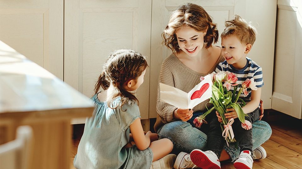 Câu chuyện buồn đằng sau nguồn gốc Ngày của Mẹ - 2 Câu chuyện buồn đằng sau nguồn gốc Ngày của Mẹ - 2
