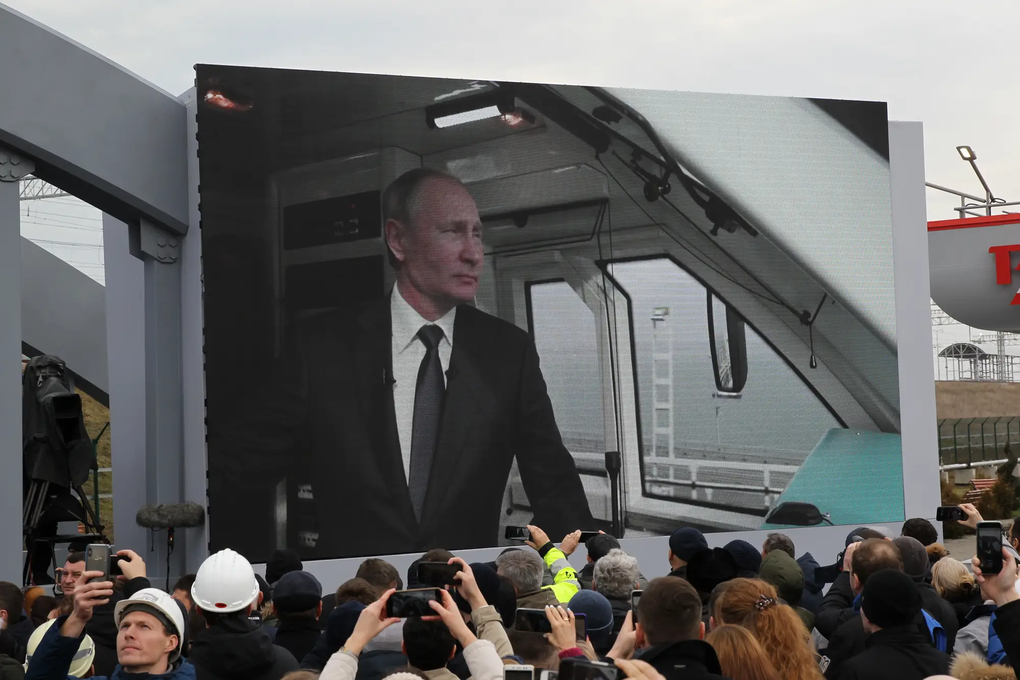 Tổng thống Putin công bố tham vọng lớn về hệ thống đường sắt cao tốc Nga - 1 Tổng thống Putin công bố tham vọng lớn về hệ thống đường sắt cao tốc Nga - 1