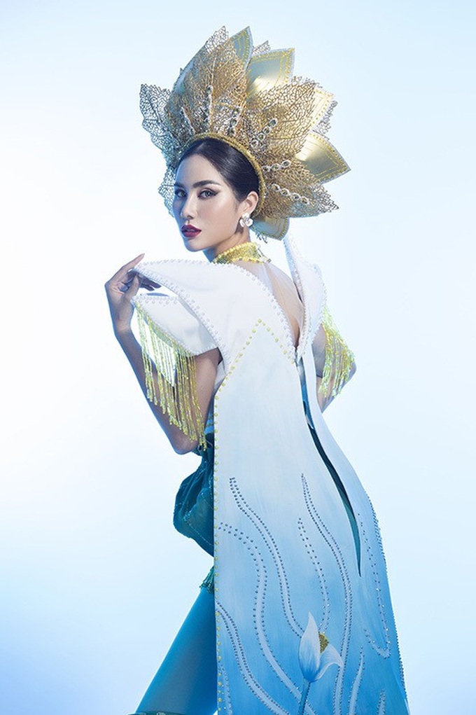 Trang phục dân tộc đính 5000 viên pha lê của đại diện Việt Nam tại Miss Earth 2019 - Ảnh 6. Trang phục dân tộc đính 5000 viên pha lê của đại diện Việt Nam tại Miss Earth 2019 - Ảnh 6.
