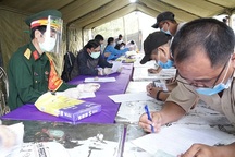 Thâu đêm soát chặt các phương tiện về từ Gia Lai, Tây Nguyên phòng Covid-19