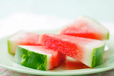 8 loại thực phẩm tuyệt vời cho ngày hè