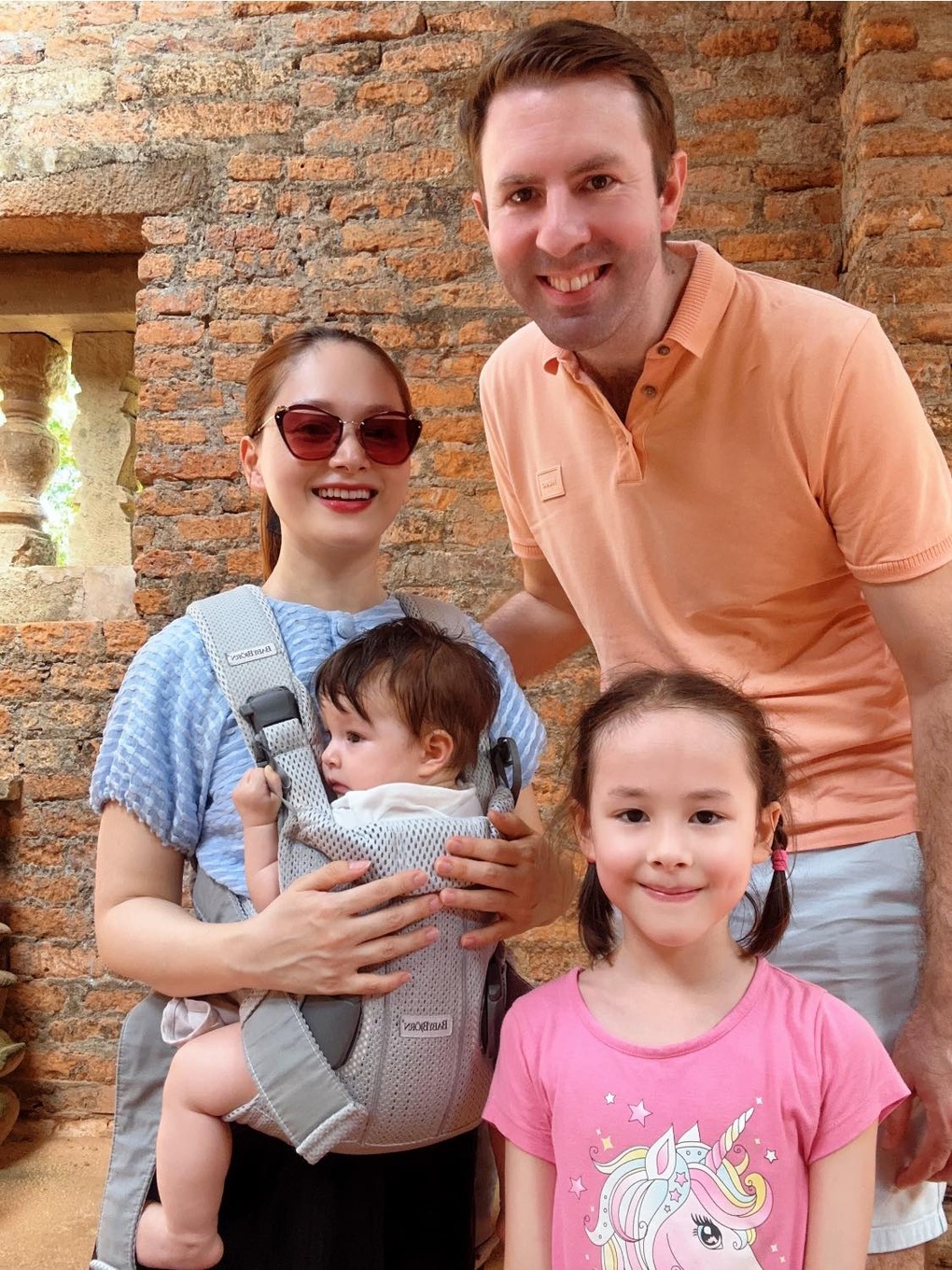 Lan Phương từng khóc khi chồng chuyển công tác vào Đà Nẵng - 3 Lan Phương từng khóc khi chồng chuyển công tác vào Đà Nẵng - 3