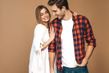 An ủi nửa kia đúng cách trong những thời điểm khó khăn