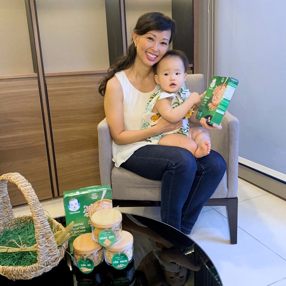 Mẹ hiện đại lấy tiêu chí chất lượng và an toàn khi chọn thực phẩm hữu cơ cho trẻ - 1 Mẹ hiện đại lấy tiêu chí chất lượng và an toàn khi chọn thực phẩm hữu cơ cho trẻ - 1