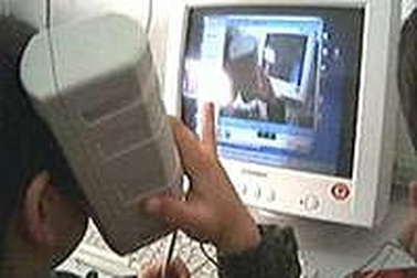 Trò biến tướng trên webcam