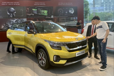 Có nên đổi ô tô vào thời điểm cuối năm, xét về bài toán kinh tế?