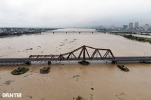 Lũ sông Hồng đạt đỉnh trên báo động 1 và đang xuống chậm