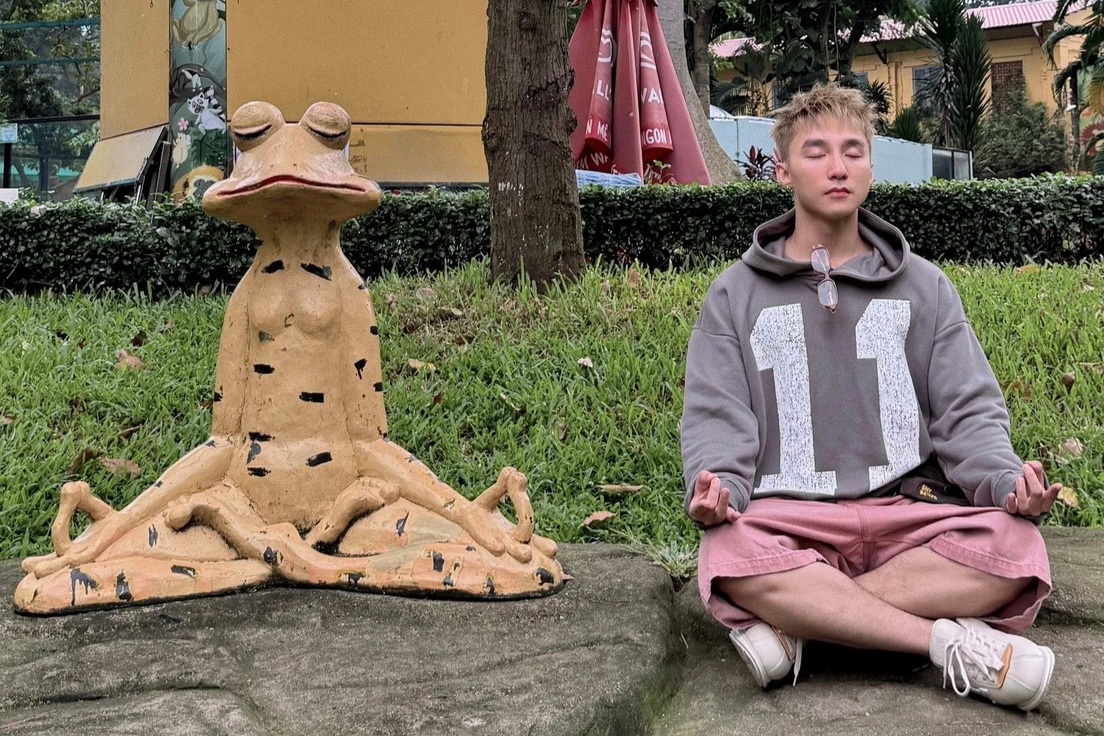 Học theo Sơn Tùng M-TP, check-in các điểm du lịch hot khắp Việt Nam