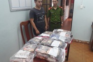 Bắt gần 55kg pháo lậu