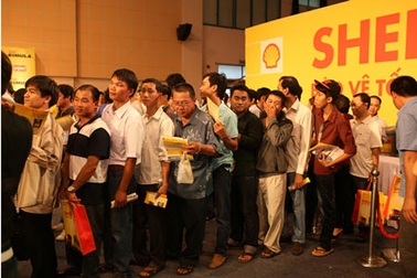 Hàng ngàn tài xế tham dự ngày hội trải nghiệm nhớt Shell Rimula R4 X miễn phí