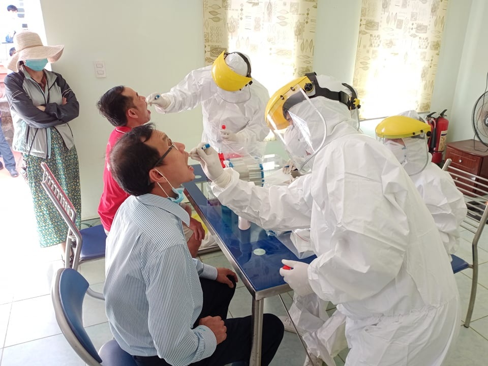 BSR tổ chức xét nghiệm Covid-19 cho nhân sự trực tiếp sản xuất - 2 BSR tổ chức xét nghiệm Covid-19 cho nhân sự trực tiếp sản xuất - 2