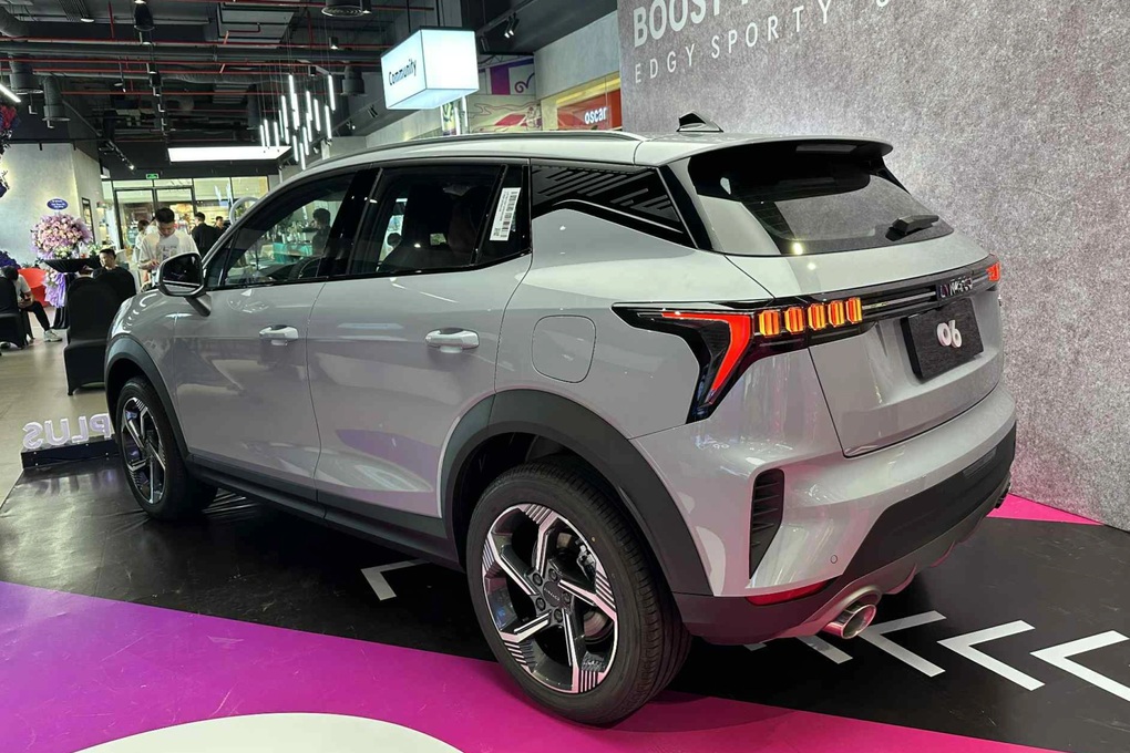 Lynk Co 06 thêm phiên bản rẻ hơn trước 50 triệu, tăng cạnh tranh Xforce - 2 Lynk Co 06 thêm phiên bản rẻ hơn trước 50 triệu, tăng cạnh tranh Xforce - 2