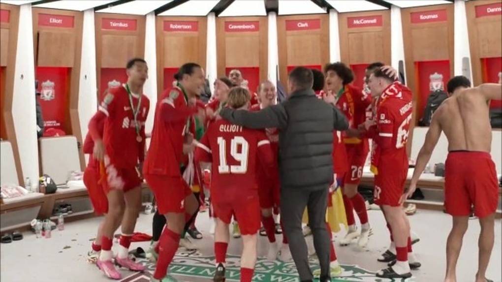 Liverpool star danced and celebrated all night after winning Carabao Cup - 2