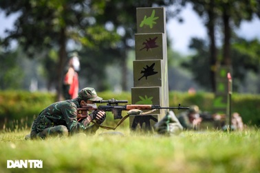 Xem lại loạt bắn tỉa ấn tượng của 8 xạ thủ Việt Nam