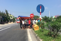 Nam thanh niên chết thảm dưới bánh xe tải