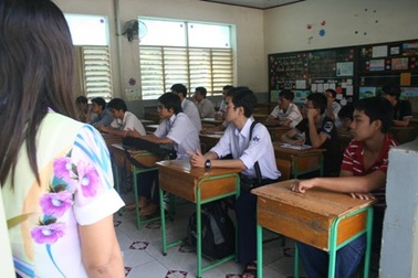 Vẫn phải bố trí điểm thi trong trường tiểu học