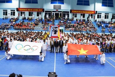 Lo dịch Covid-19, tỉnh Quảng Ngãi dừng Hội khỏe Phù Đổng