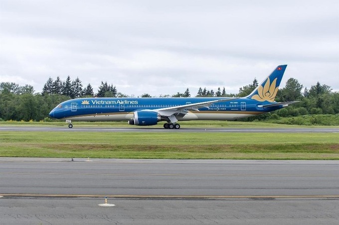 Cấp cứu bé gái 10 tuổi người Nhật bị chảy máu cam không ngừng trên chuyến bay của Vietnam Airlines đi Nhật Bản.