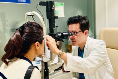 Chữa đau mắt đỏ bằng nha đam, lá trầu, diếp cá coi chừng rước họa