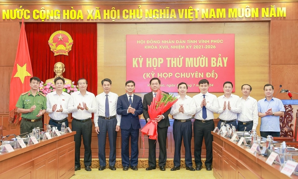 Miễn nhiệm chức Phó chủ tịch UBND tỉnh Vĩnh Phúc với ông Vũ Chí Giang - 1 Miễn nhiệm chức Phó chủ tịch UBND tỉnh Vĩnh Phúc với ông Vũ Chí Giang - 1