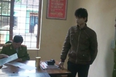 Nhân viên vô hiệu hóa camera, "khoắng" đồ siêu thị