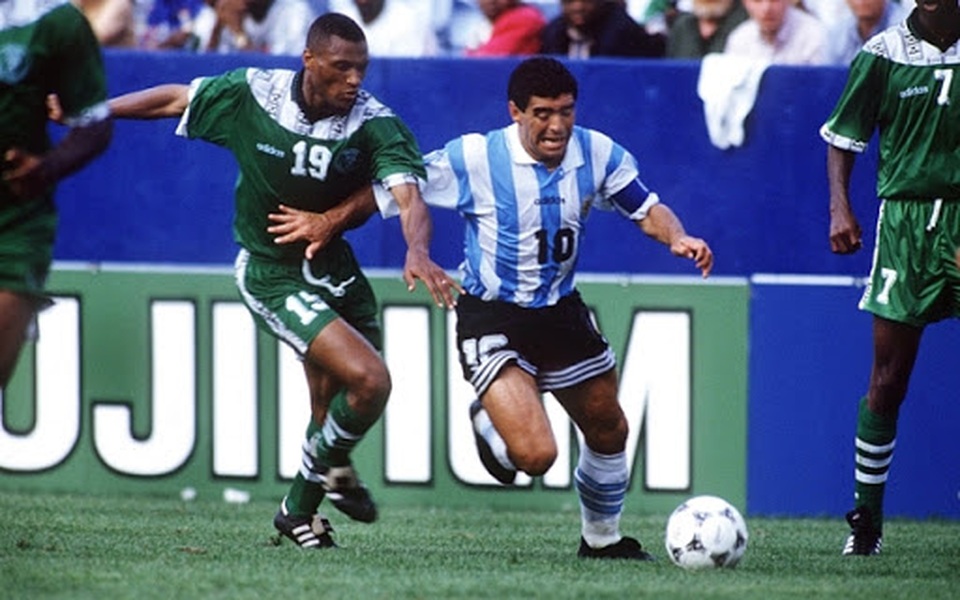 Maradona: “Cậu bé vàng” và vị “thánh sống” ở vùng đất mafia (Kỳ 2) - 4 Maradona: “Cậu bé vàng” và vị “thánh sống” ở vùng đất mafia (Kỳ 2) - 4