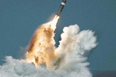 Mỹ bắn thử tên lửa từ biển Ả-rập