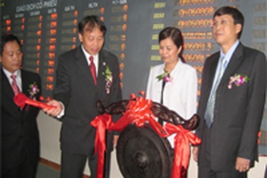 Sàn Hà Nội chuyển mình và tăng tốc