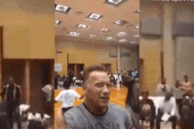 Tài tử “Kẻ hủy diệt” vững như bàn thạch trước cú đá hiểm ác của kẻ quá khích