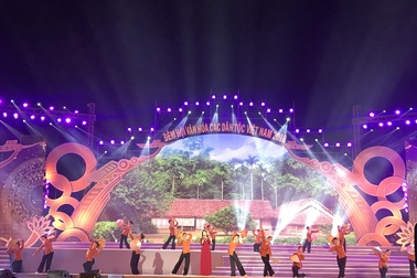 Ấn tượng lễ khai mạc ngày Văn hoá các dân tộc Việt Nam 2018