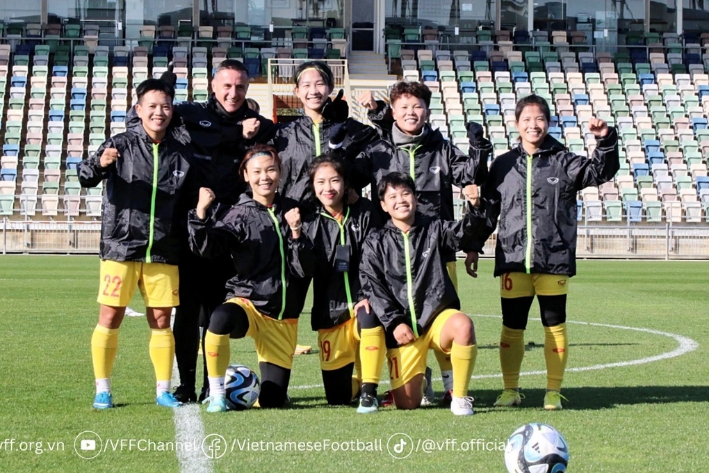 HLV Mai Đức Chung: Tuyển Mỹ cũng gặp khó khăn về thời tiết lạnh ở World Cup - 4 HLV Mai Đức Chung: Tuyển Mỹ cũng gặp khó khăn về thời tiết lạnh ở World Cup - 4